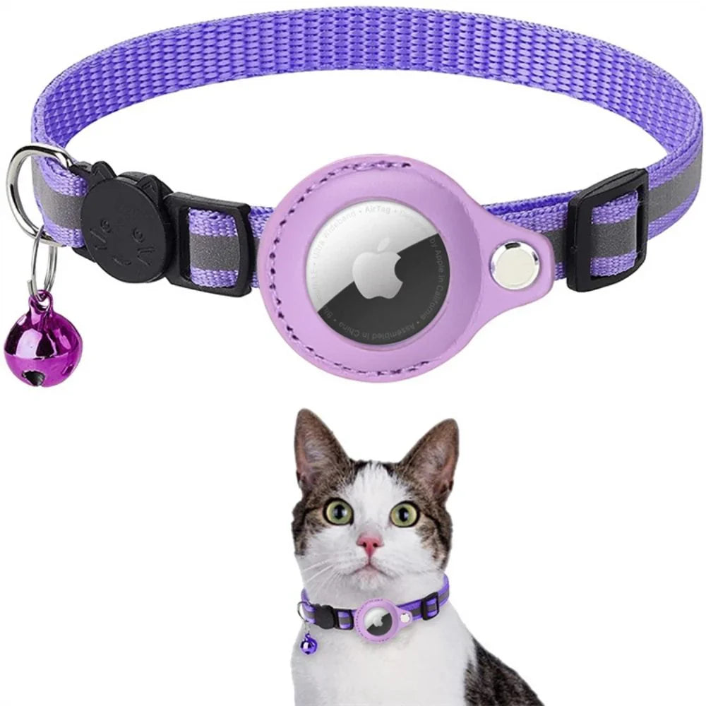 GPS Tracking Collar for Cats with Quick-Release Fastener and Enhanced Nighttime Visibility Design